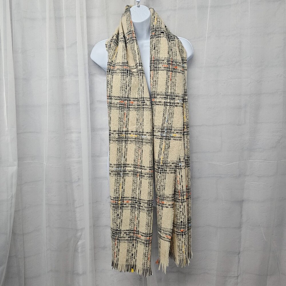 Scarf Winter Gray Cream Plaid Woven Fringe Retro Comfy Cozy